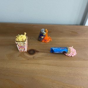Mini gross toys
